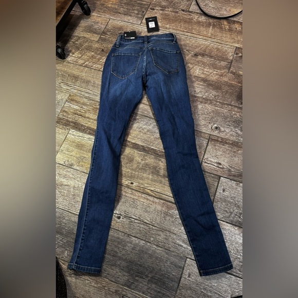 Fashion Nova Jeans (e)​​​ - Picture 3 of 4